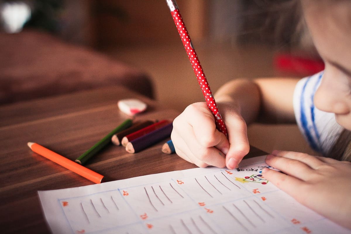 学資保険にも税金がかかる？利用可能な控除や申告方法を解説！